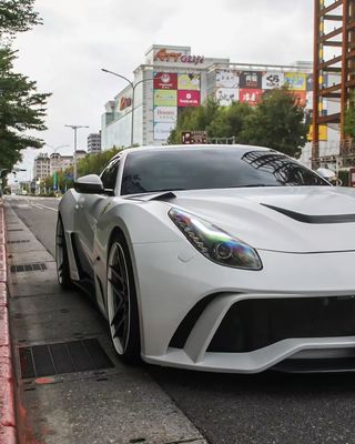 フェアレディ F12 カーボンファイバーボディキット F12 ノビテック N-ラゴスタイル フロントとバック バンパーホイールアーチ F12 フロントリップディフューザースポイラー