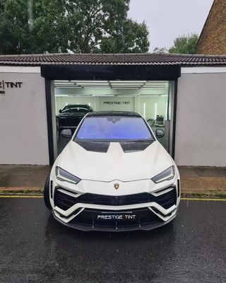 ランボルギーニ ウルス カーボンファイバーボディ キット URUS 1016 スタイル カーボンファイバー フロントリップディフューザー スポイラー フード ホールアーチ