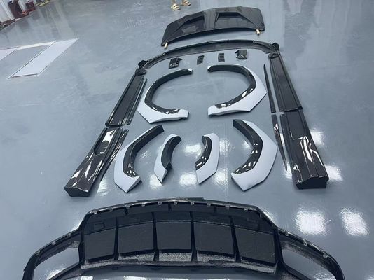 ランボルギーニ ウルス カーボンファイバーボディ キット URUS 1016 スタイル カーボンファイバー フロントリップディフューザー スポイラー フード ホールアーチ