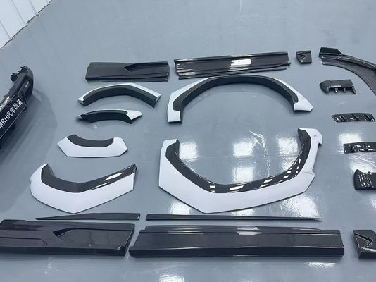 ランボルギーニ ウルス カーボンファイバーボディ キット URUS 1016 スタイル カーボンファイバー フロントリップディフューザー スポイラー フード ホールアーチ