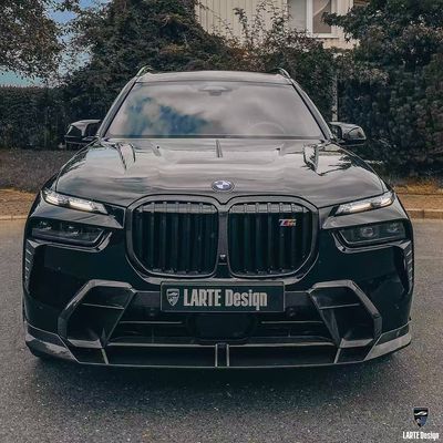 BMW X7 カーボンファイバー ボディキット X7 LD スタイル カーボンファイバー フロントリップディフューザー スポイラー フッド 輪弧