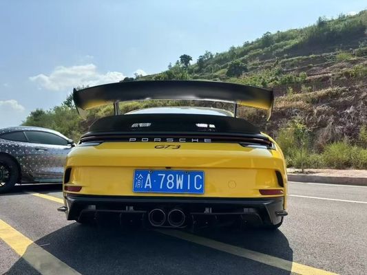 ポルシェ992 カーボンファイバーボディ キット992 GT3 スタイル フロントとバック バンパー サイドスカート スポイラーハッド