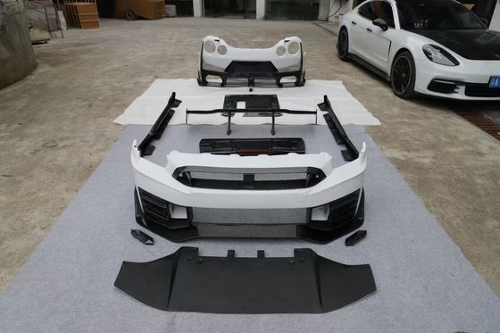 ニッサン GTR カーボンファイバーボディ キット GTR r35 アップグレード 2024ニスモスタイル フロントとリア バンパースポイラー フードフェンダー