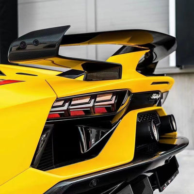 Lamborghini Aventador LP700 LP720 カーボンファイバー ボディキット Aventador SVJスタイルのアップグレード フロントとリア バンパースポイラー ボディキット