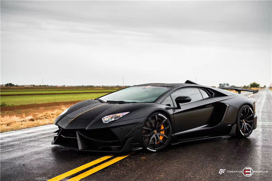ランボルギーニ LP700 カーボンファイバーボディキット LP700 アップグレードされたDMCスタイル カーボンファイバー フロントとバック バンパー ボディキット