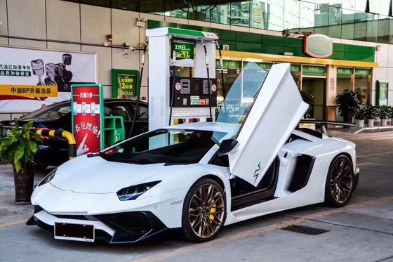 Lamborghini Aventador LP700 カーボンファイバー ボディキット アベンタドル 740SV アップグレード フロントとバック バンパースポイラー