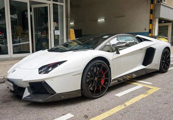 Lamborghini LP700 LP750 カーボンファイバーボディキット LP700 750 改良されたノビ フロントショベルサイドスカート ボディキット