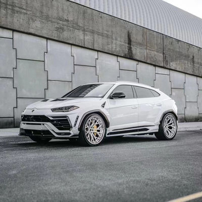 ランボルギーニのオートパーツ Urus ボディキット Urus アップグレード1016式 フロントスクープディフューザー スポイラー ワイドボディキット