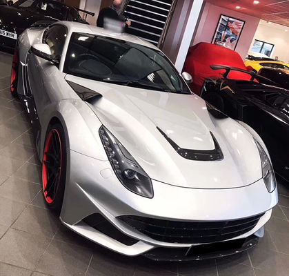 高品質の炭素繊維 フェラーリ F12 カーボン繊維カバー 装飾 F12 カーボン繊維 エンジンコンパクト Tuyere 小片