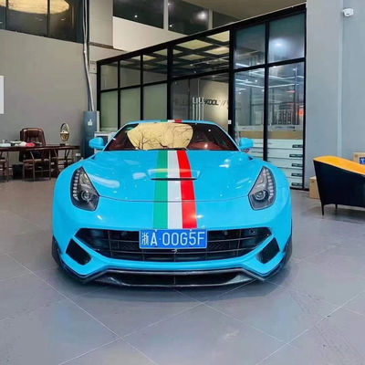 高品質のカーボンファイバーF12 カーボンファイバーボディキット フェラーリ F12 アップグレード DMCスタイル フロントショベル 後ろディフューザー スポイラー