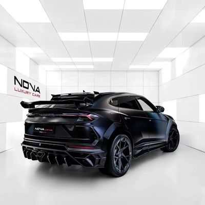 ランボルギーニ用 ウルスのカーボンファイバーボディキット ウルスのアップグレード MSYスタイル カーボンファイバー フロントとリア バンパー スポイラー フード