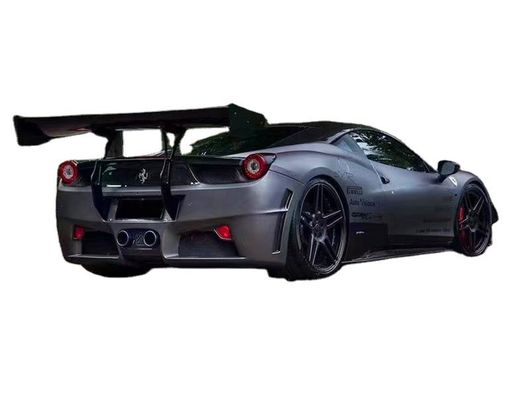 フェラーリ 458 488 カーボンファイバースポイラー 458 488 SVR スタイルのテイルスポイラー