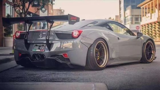 フェラーリ 458 488 カーボンファイバースポイラー 458 488 SVR スタイルのテイルスポイラー