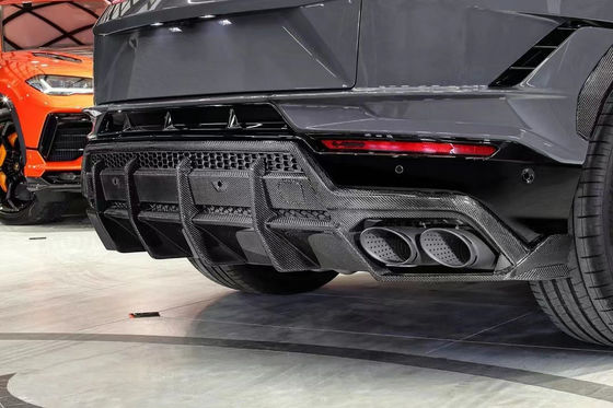 2023-2024 ランボルギーニ ボディキット URUS トップスタイル フロントリップディフューザー スポイラーキット