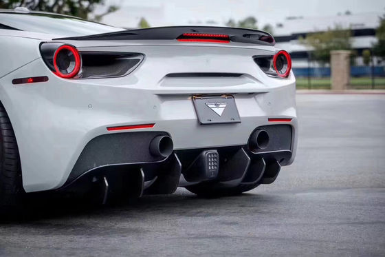 フェラーリ 488 カーボンファイバーボディキット 488 改良されたVorsスタイル カーボンファイバーフロントリップディフューザー スポイラーボディキット