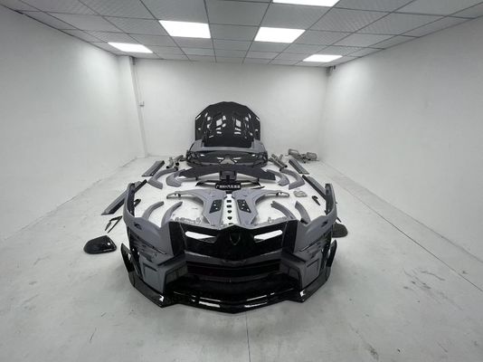 新しいランボルギーニ URUS ボディ MSY スタイル フロント・アンド・リア・バンパー 車用部品