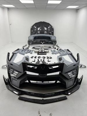 新しいランボルギーニ URUS ボディ MSY スタイル フロント・アンド・リア・バンパー 車用部品