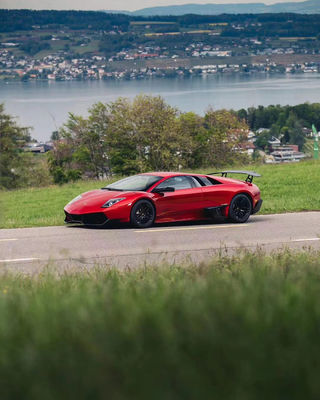 カーボンファイバー ランボルギーニ・ムルシエラゴ LP640 ボディキット LP670-スタイル スポイラー
