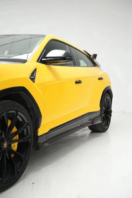 URUSランボルギーニ ボディキット 2018-2019 カーボンファイバー フロントリップディフューザー Urus ワイドボディキット