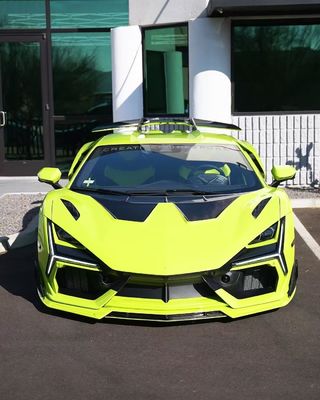 Lamborghini Revuelto カスタムボディキット カーボンファイバー DUKEスタイル カスタムフロントディフューザー