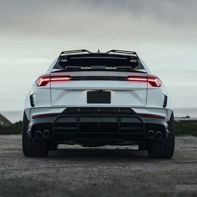 RT URUSSUVのカーボンボディキット ランボルギーニ フロントリップディフューザー ホールアーチ ワイドボディキット