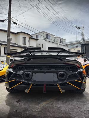 フラカンLP580 610 カーボンファイバーボディキット EVO フロントバンパーホイールアーチを交換