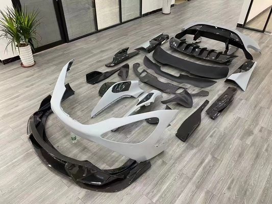 マクラーレン720Sのボディキット 720Sは765LTスタイルカーボンファイバーフロントとリアバンパースポイラーボディキットをアップグレードします