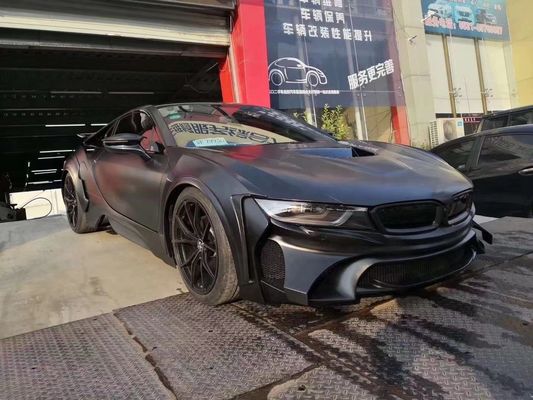 BMW I8 カーボンファイバーボディキット I8 アップグレード エネルギースタイルの前後バンパースポイラー ワイドボディキット