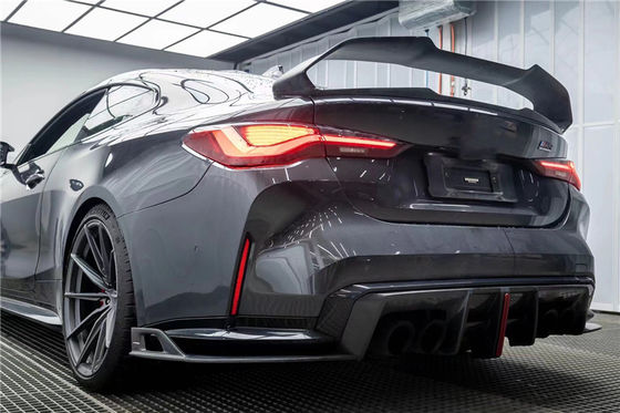 BMW 4シリーズ M4 G22 G82 G82 G22 G22 カーボンファイバーテイルスポイラー