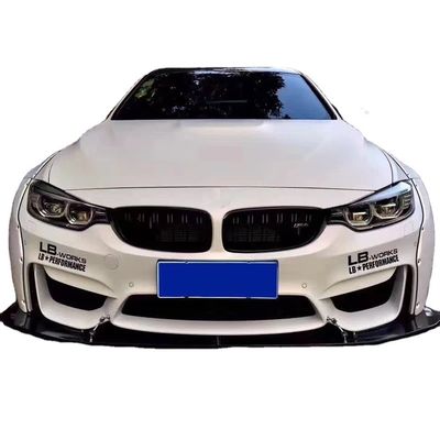 BMW M4 F82 向け LB ワイドボディキット M4 F82 アップグレードされた LB スタイル フロント リップ ディフューザー スポイラー カーボンファイバー ボディキット