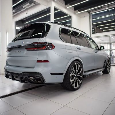 BMW X7 カーボンファイバー ボディキット X7 カーボンファイバー フロント リップディフューザー スポイラー フード サイドスカート ワイドボディキット