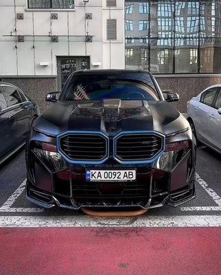 XM BMW ワイドボディキット カーボンファイバー フロントリップスポイラー 黒 BMW サイドスカート 輪弧