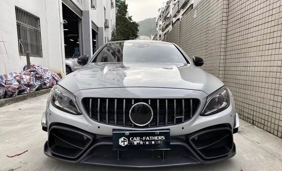 メルセデス W205 AMG C63 クーペ カーディセット C63 クーペ IMP スタイルのアップグレードされたフロントバンパー