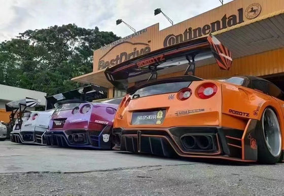 パーソナライズされた2022年 ニッサン・ボディ・キット フロント・アンド・リア・GTR R35 カー・バンパーカバー